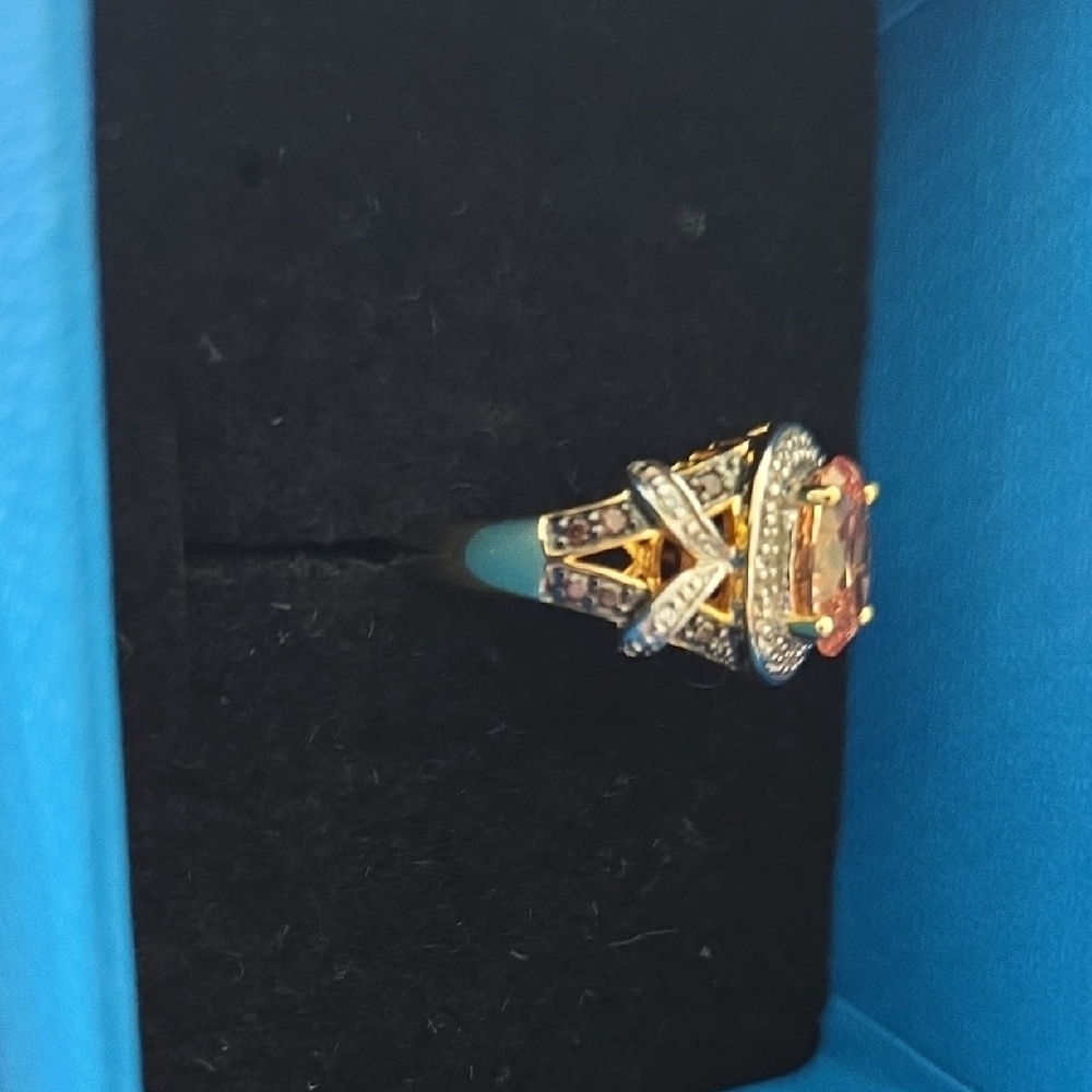 Beautiful Ring Size 5 - image 2